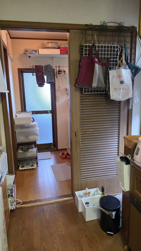 施工前の建具と出入口。