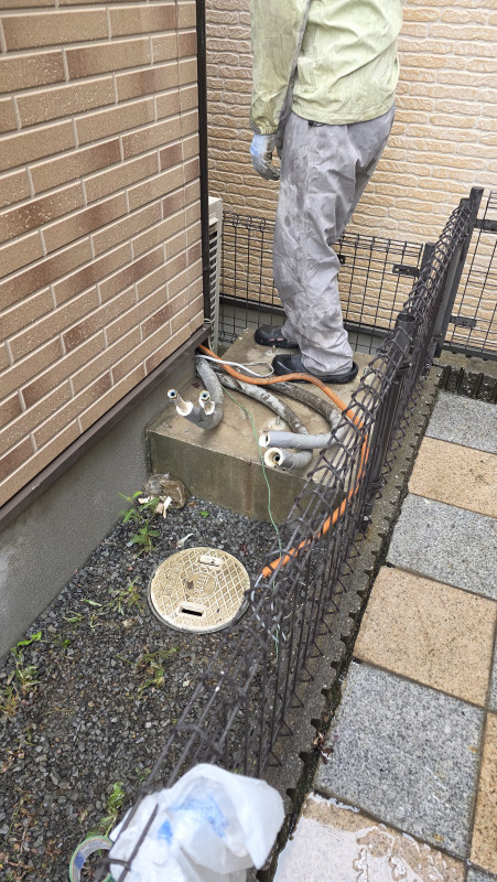 既存の貯湯ユニットを撤去した後の設置場所。